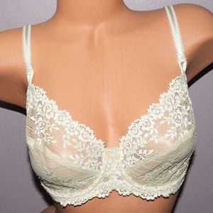 36C Wacoal Lace Bra Underwire Ivory Nude Beige